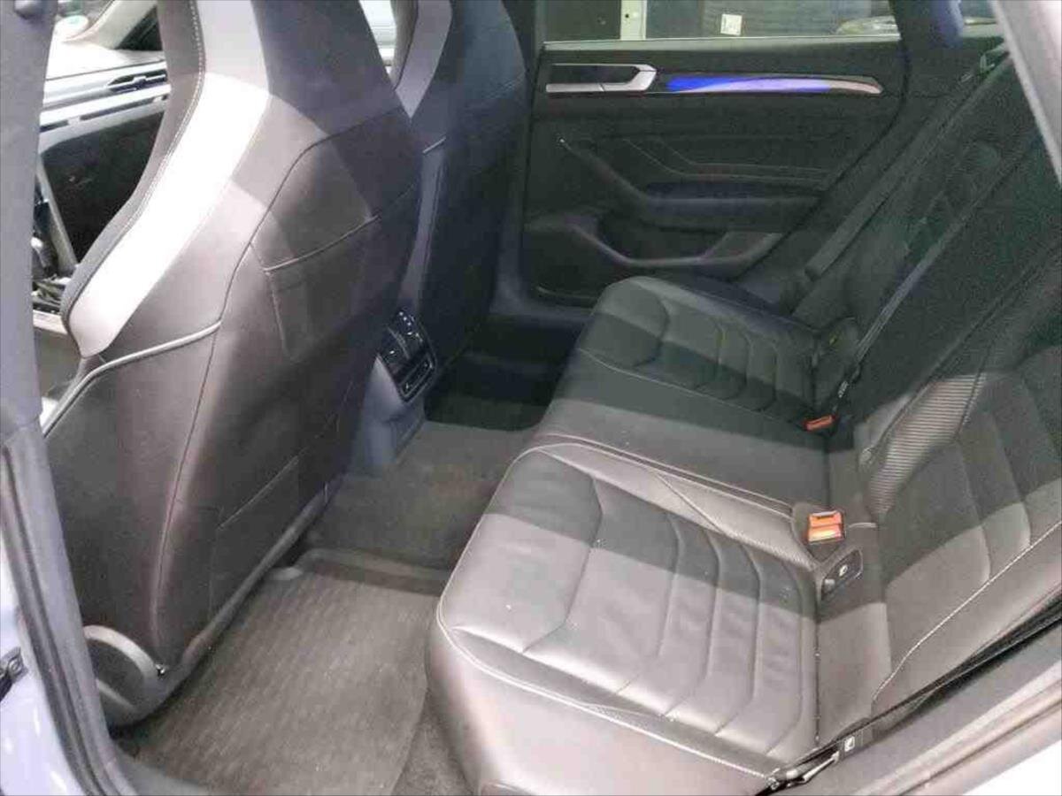 Volkswagen Arteon Kombi 2,0 l 147 kw