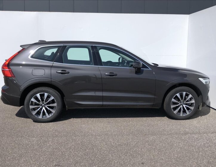 Volvo XC60 SUV / Terénní 2,0 l 145 kw