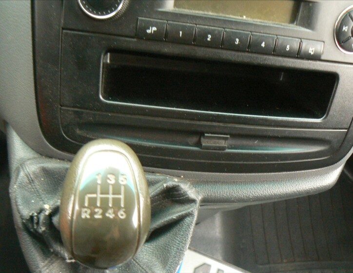 Mercedes-Benz Vito 12