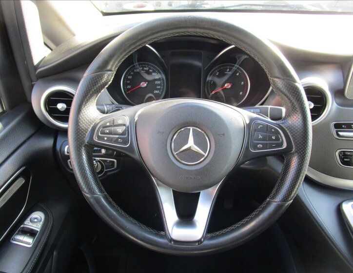 Mercedes-Benz Třídy V Kombi 2,1 l 140 kw