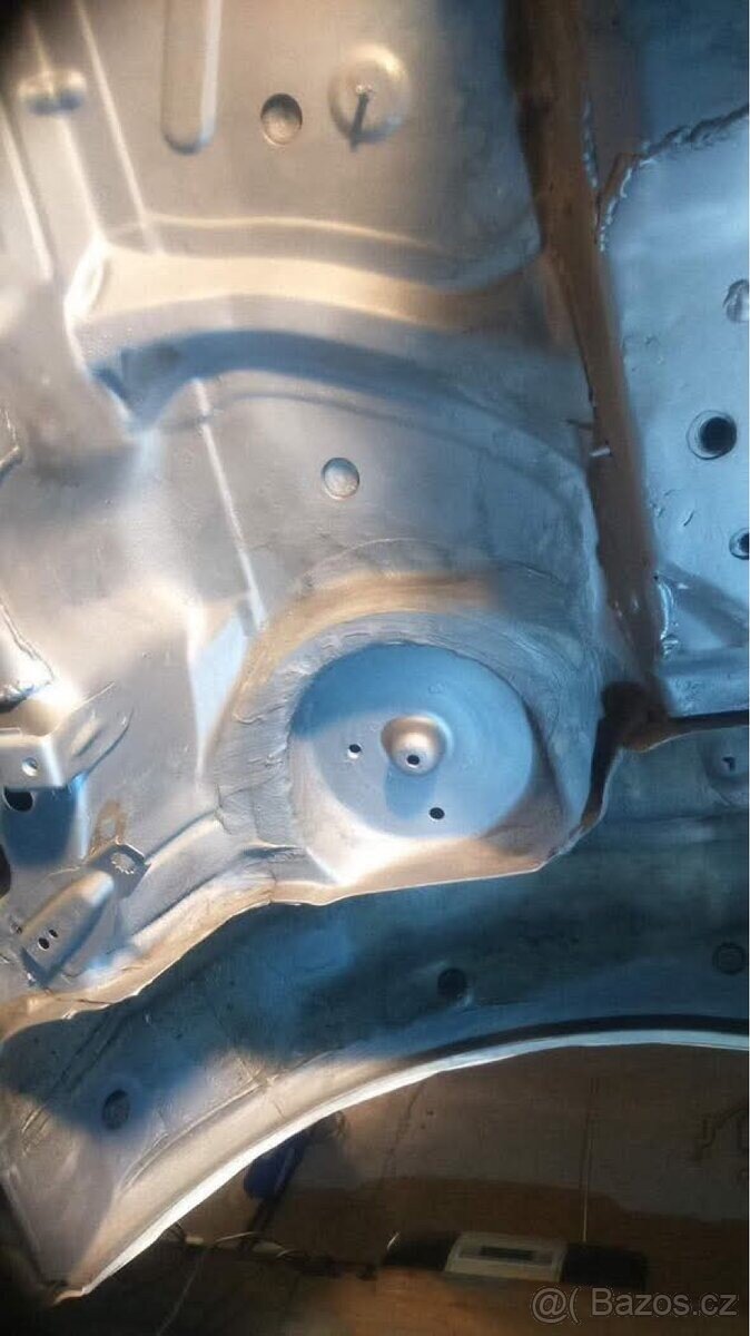 BMW Řada 3 Sedan 2,8 l 142 kw