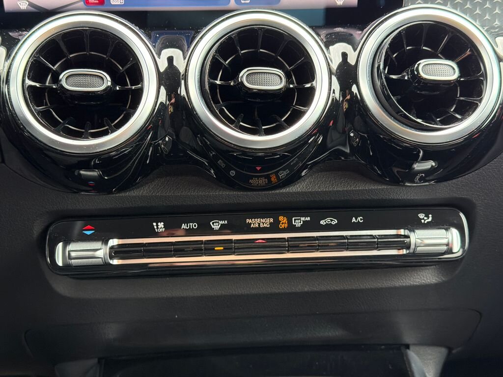 Mercedes-Benz GLB SUV / Terénní 2,0 l 110 kw