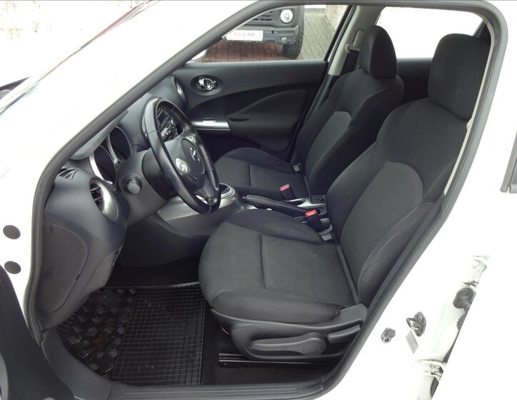 Nissan Juke Hatchback 1,6 l 86 kw