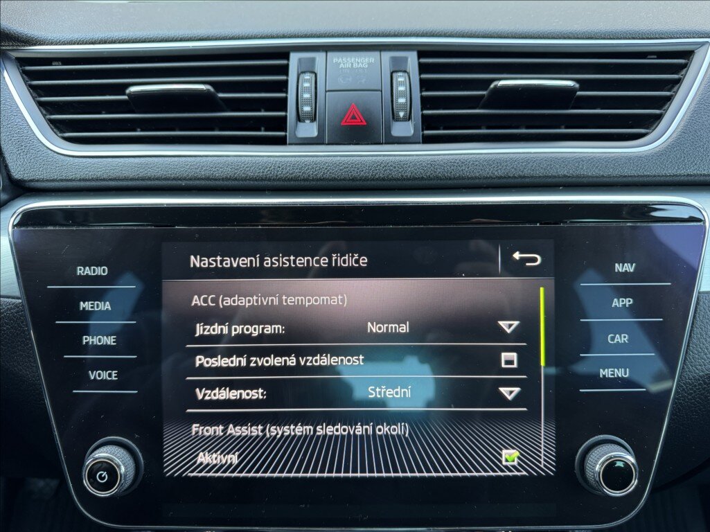 Škoda Superb Sedan / Limuzína 2,0 l 140 kw