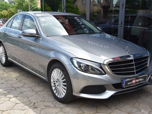 Mercedes-Benz Třídy C Sedan / Limuzína 1,6 l 115 kw
