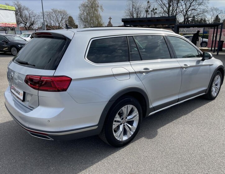 Volkswagen Passat Kombi 2,0 l 140 kw