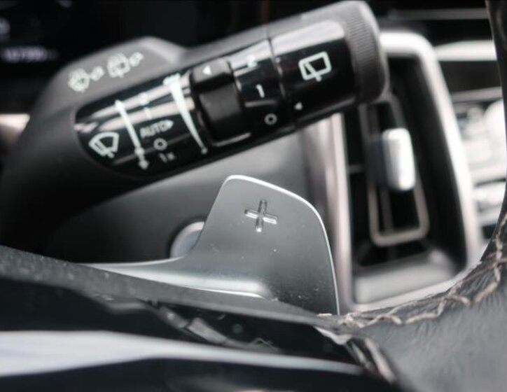 KIA Sorento SUV 1,6 l 169 kw