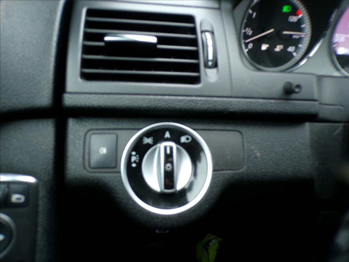 Mercedes-Benz Třídy C Kombi 3,0 l 170 kw