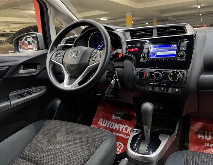 Honda Jazz Hatchback 1,3 l 75 kw