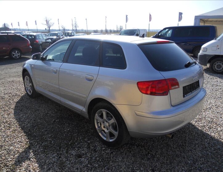 Audi A3 Hatchback 1,6 l 75 kw