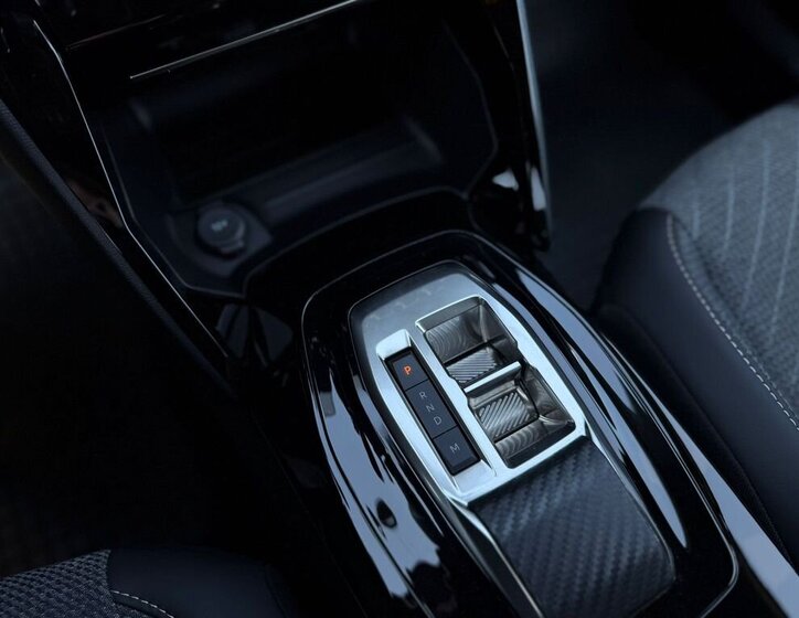 Peugeot 2008 SUV / Terénní 1,2 l 96 kw