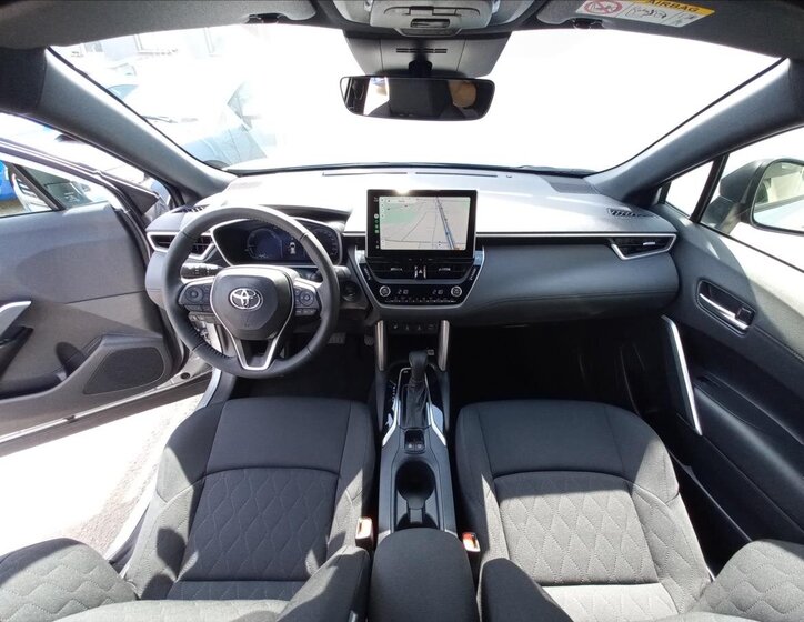 Toyota Corolla Cross SUV / Terénní 2,0 l 112 kw