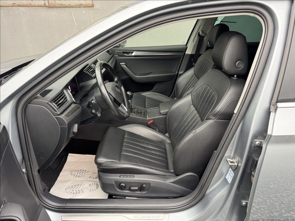 Škoda Superb