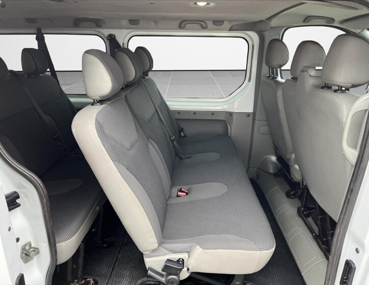 Opel Vivaro VAN-Minibus 2,0 l 84 kw