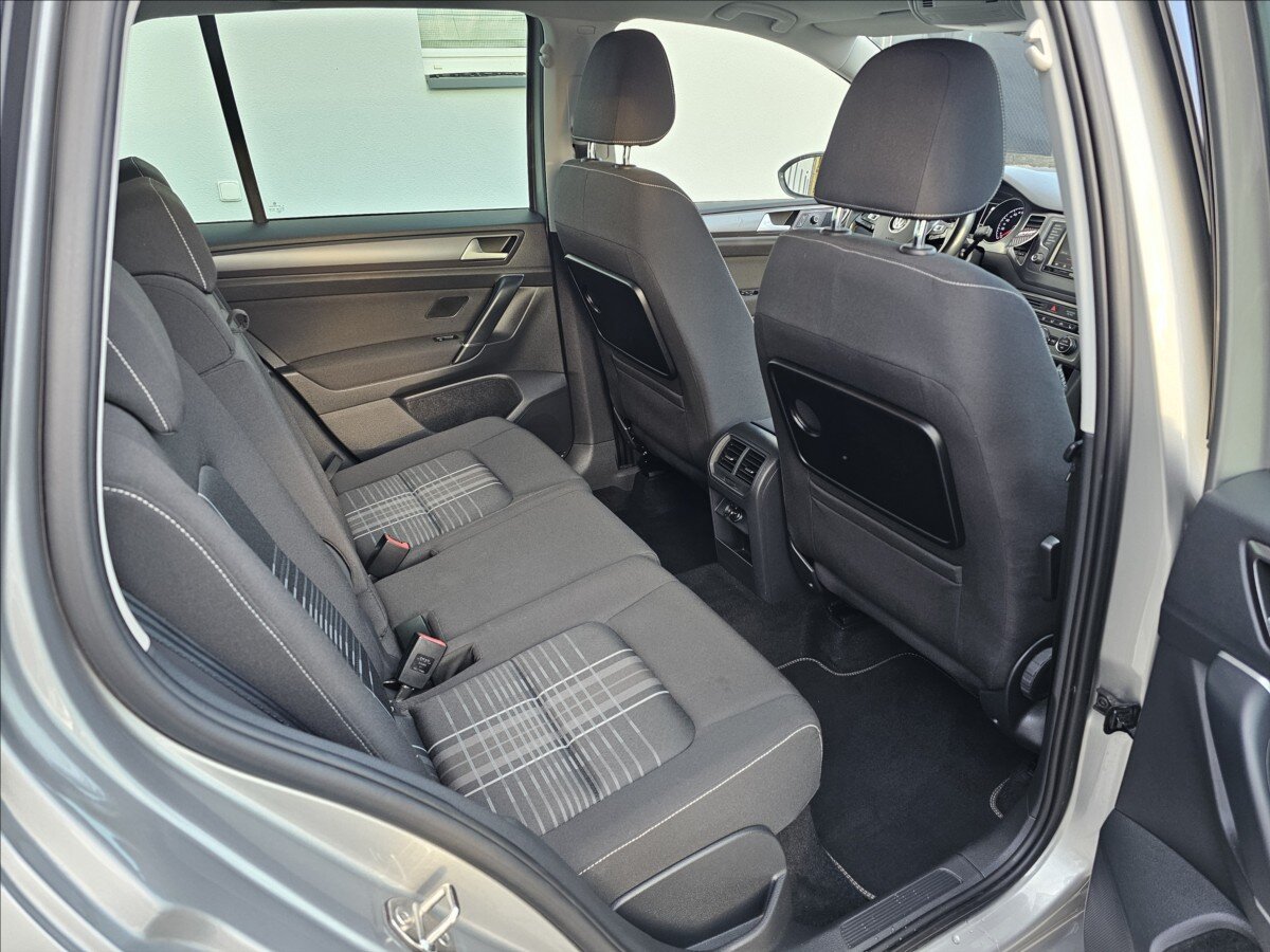 Volkswagen Golf Sportsvan