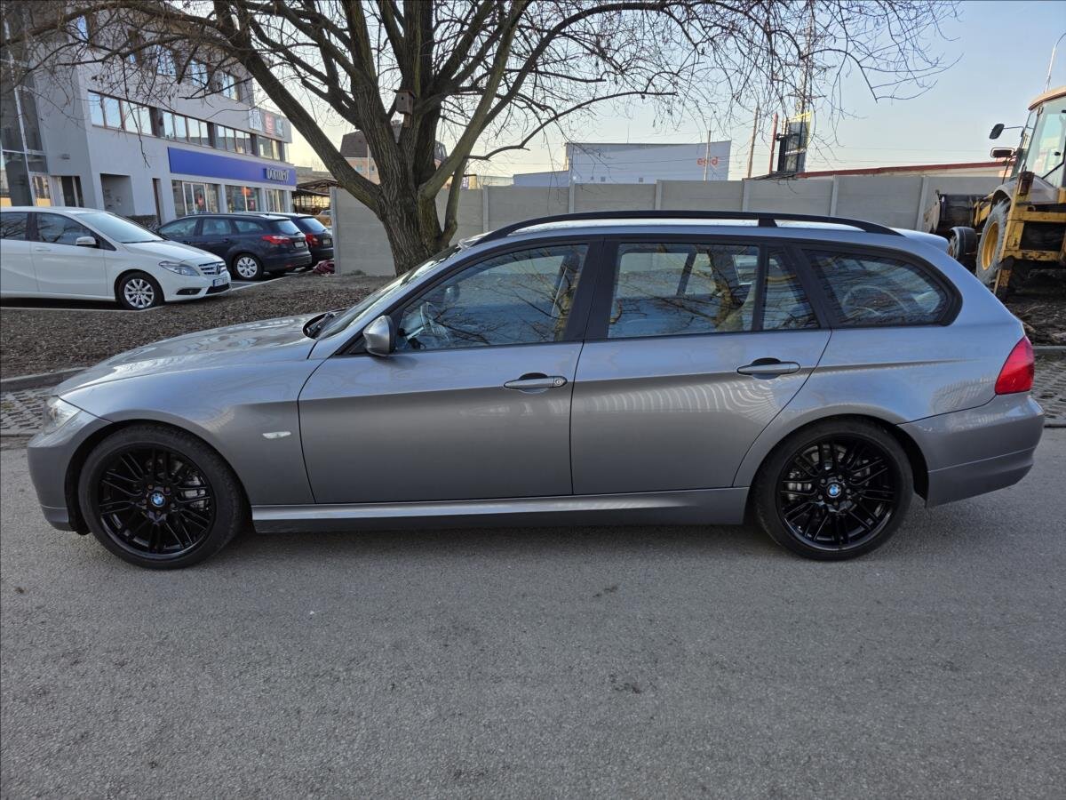 BMW Řada 3 Kombi 2,0 l 105 kw