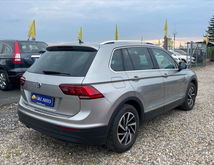 Volkswagen Tiguan SUV / Terénní 2,0 l 110 kw