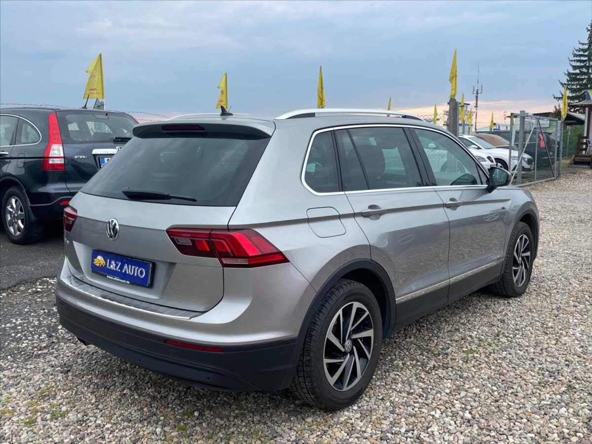 Volkswagen Tiguan SUV / Terénní 2,0 l 110 kw
