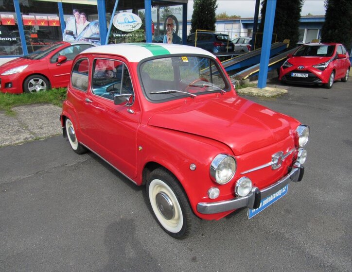 Fiat 600 Hatchback 635,0 21 kw