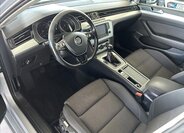 Volkswagen Passat Sedan / Limuzína 1,4 l 110 kw