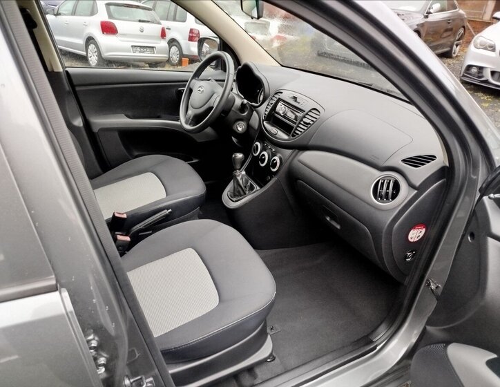 Hyundai i10 Hatchback 1,1 l 49 kw