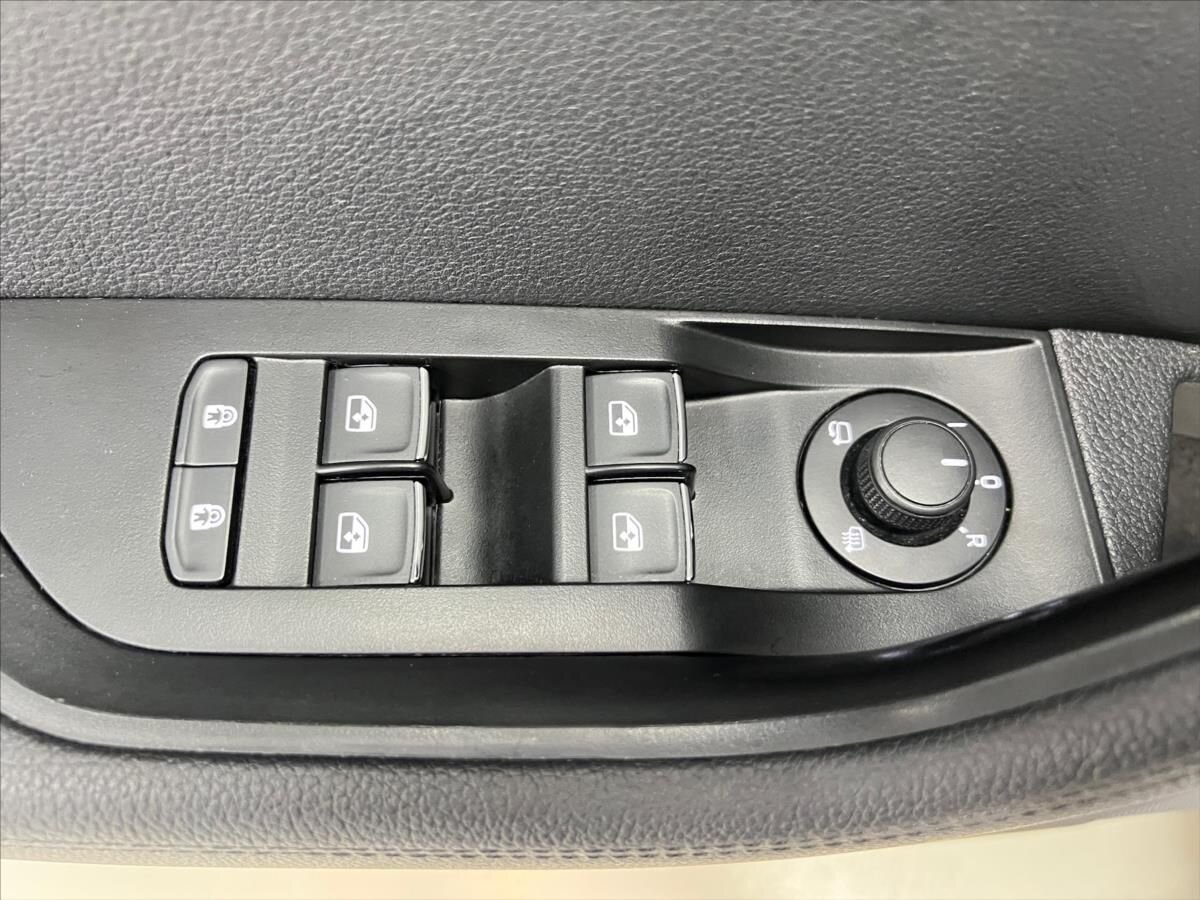 Škoda Superb Sedan 2,0 l 140 kw