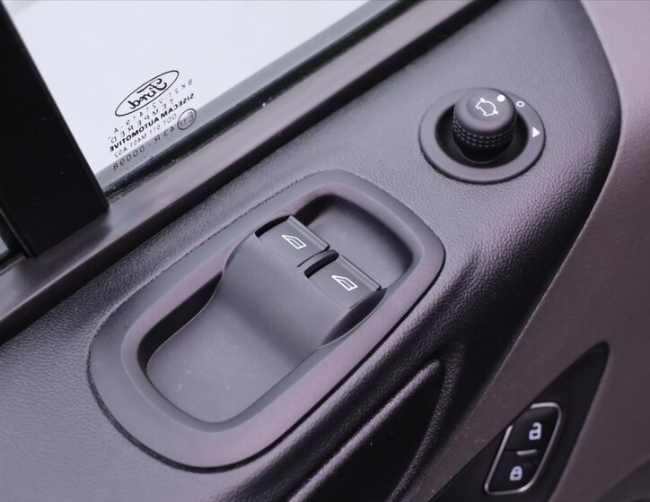 Ford Transit Custom Kombi 2,0 l 95 kw