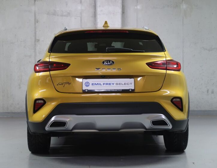 KIA XCeed 6