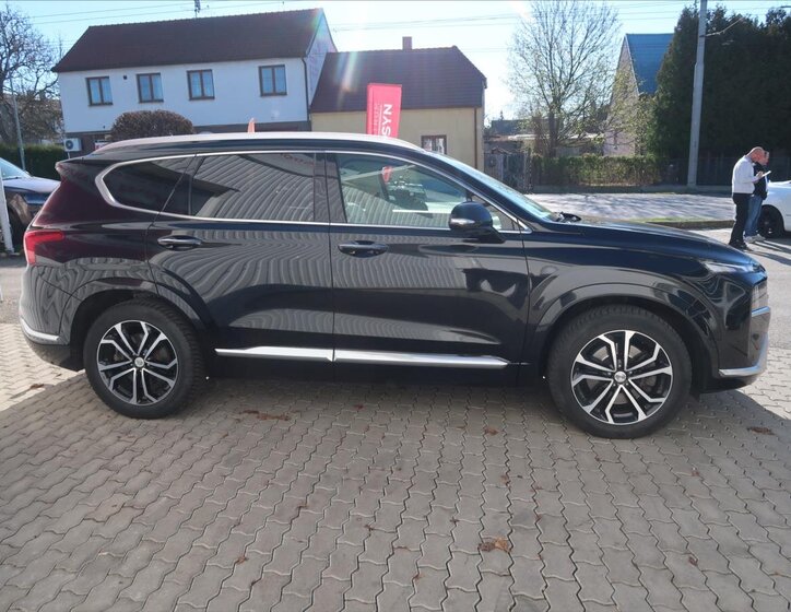 Hyundai Santa Fe SUV / Terénní 2,2 l 142 kw