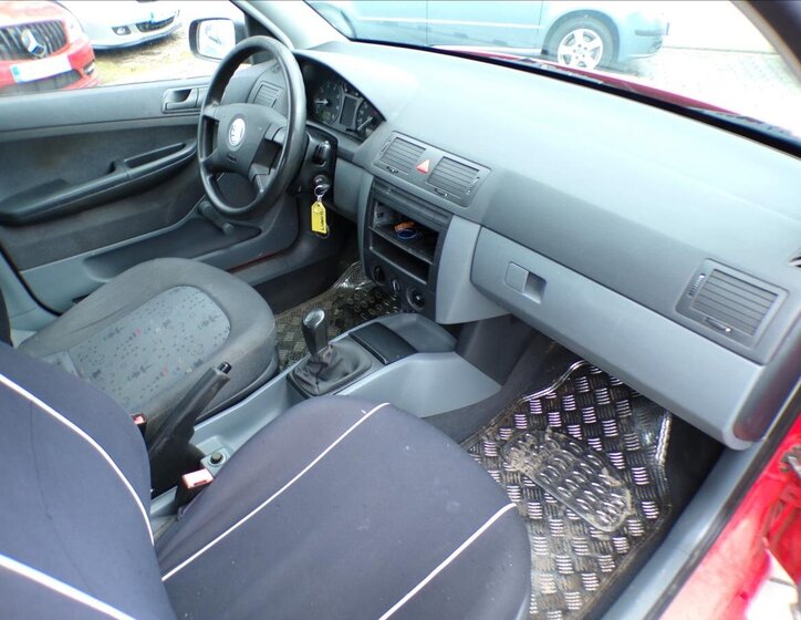 Škoda Fabia Hatchback 1,4 l 44 kw