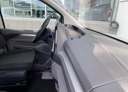 Volkswagen Caravelle 23