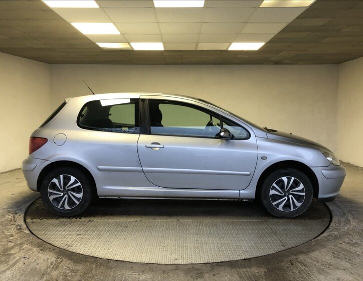 Peugeot 307 Hatchback 1,6 l 80 kw