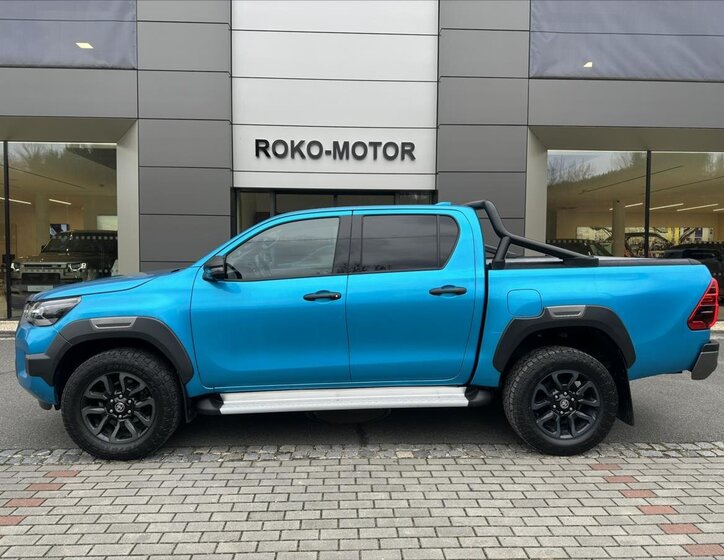 Toyota Hilux 1