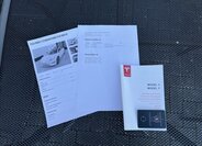 Tesla Model 3 Sedan / Limuzína 0,0 208 kw