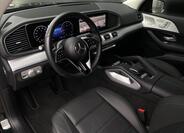 Mercedes-Benz GLE 9