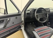 Volkswagen Golf Sedan / Limuzína 1,8 l 79 kw