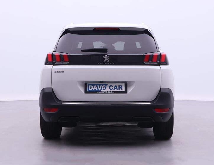 Peugeot 5008 6