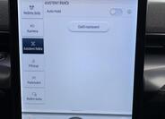 Ford Mustang Mach-E 24