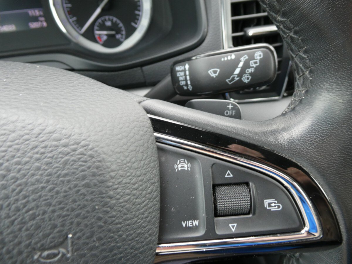 Škoda Karoq SUV / Terénní 2,0 l 110 kw