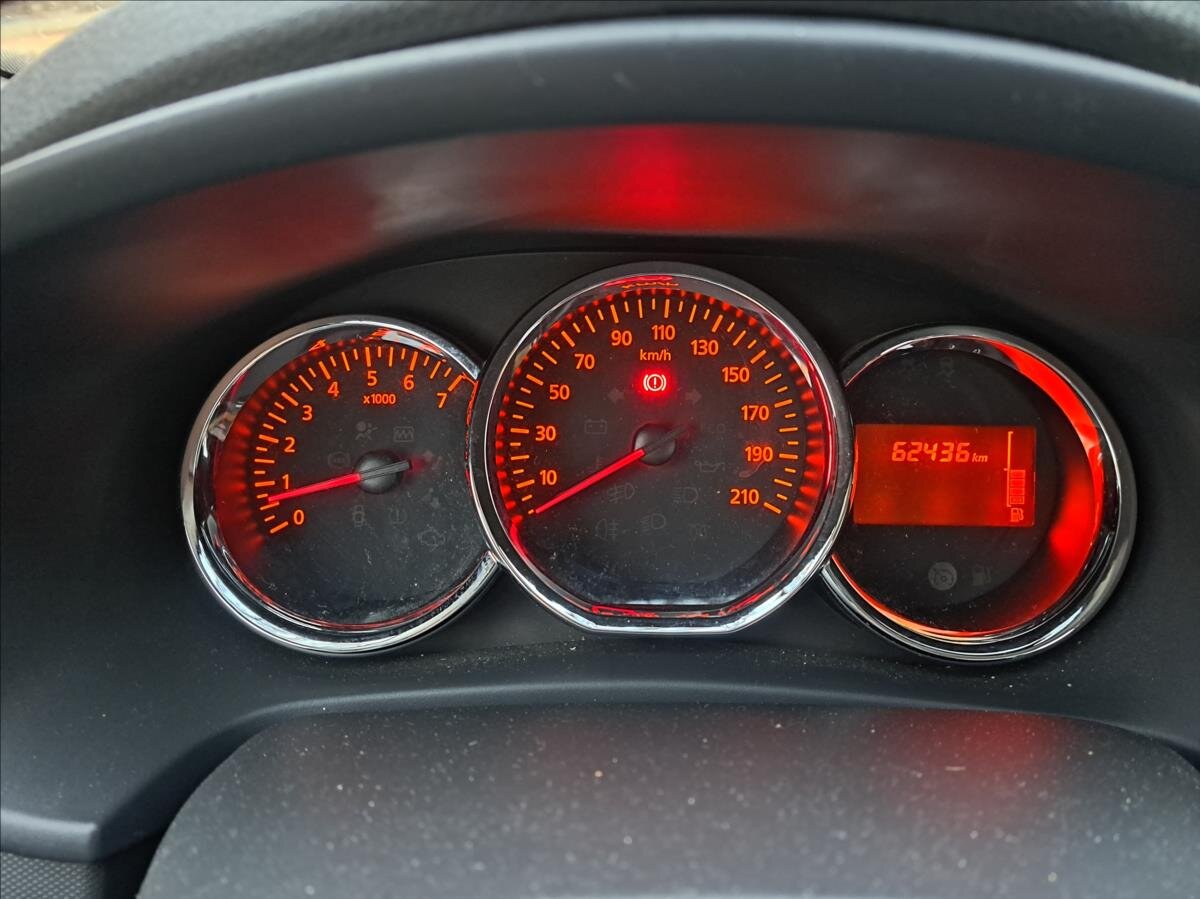 Dacia Sandero Hatchback 1,1 l 54 kw