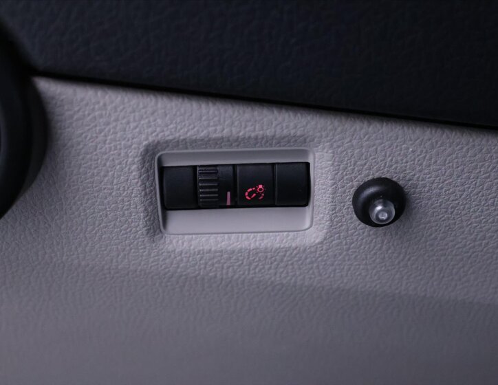 Volkswagen Transporter Kombi 2,0 l 110 kw