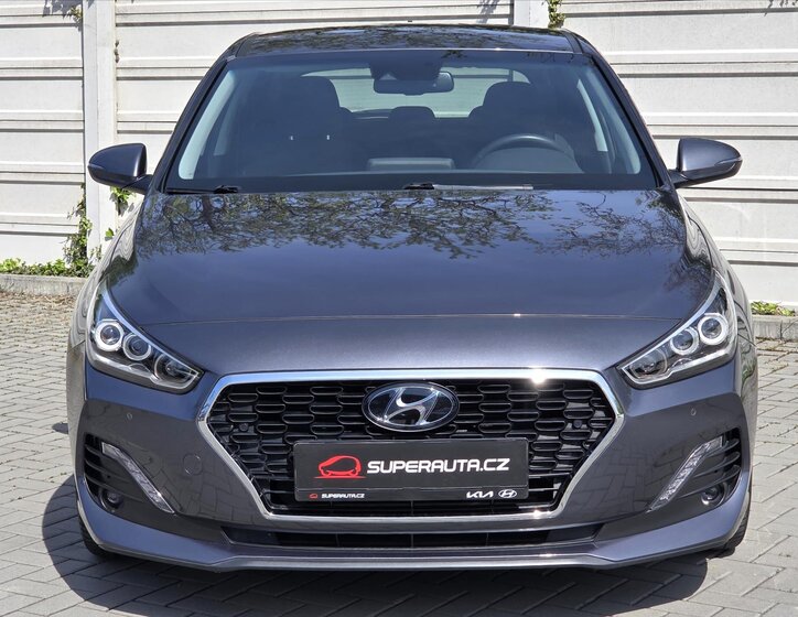Hyundai i30 Hatchback 1,4 l 103 kw