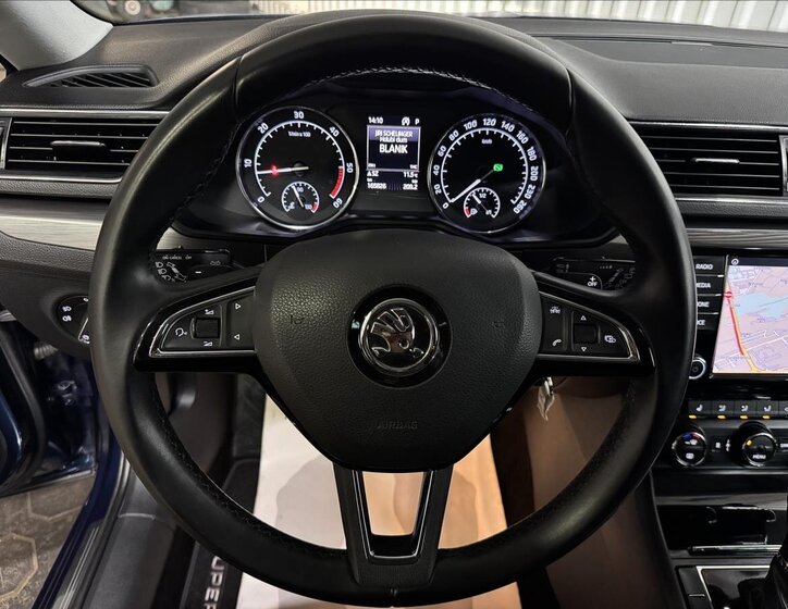 Škoda Superb 17