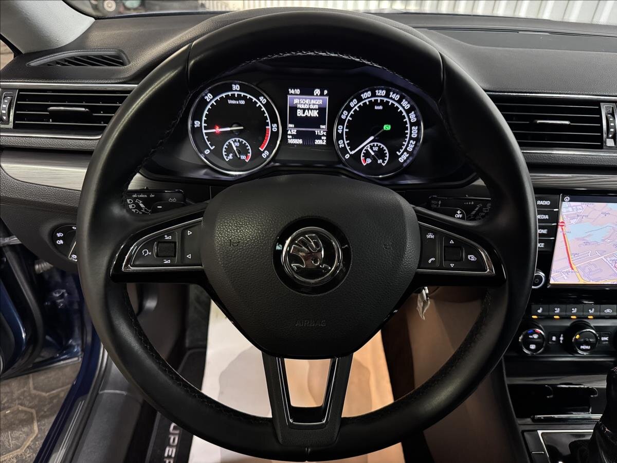 Škoda Superb