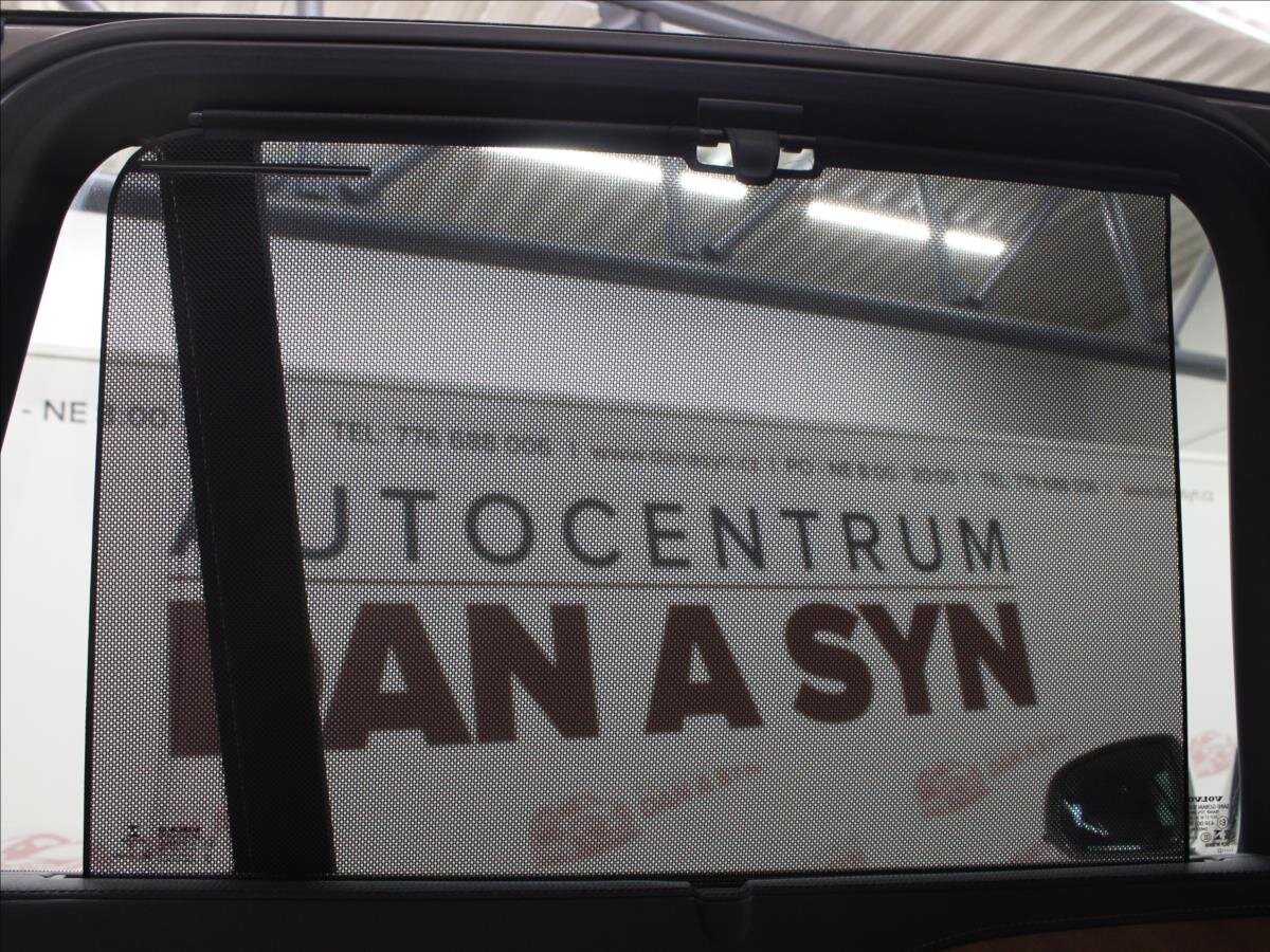 Volvo XC90 SUV 2,0 l 173 kw