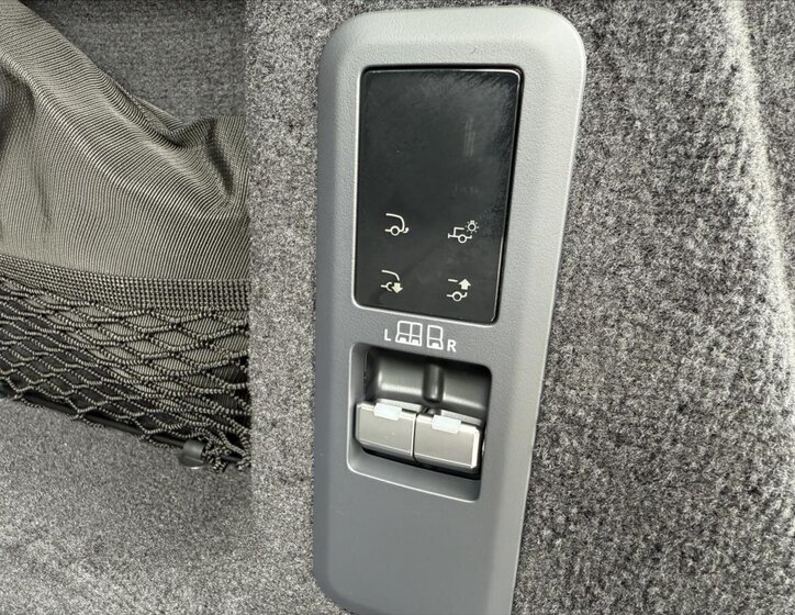 Land Rover Range Rover Sport SUV / Terénní 3,0 l 184 kw