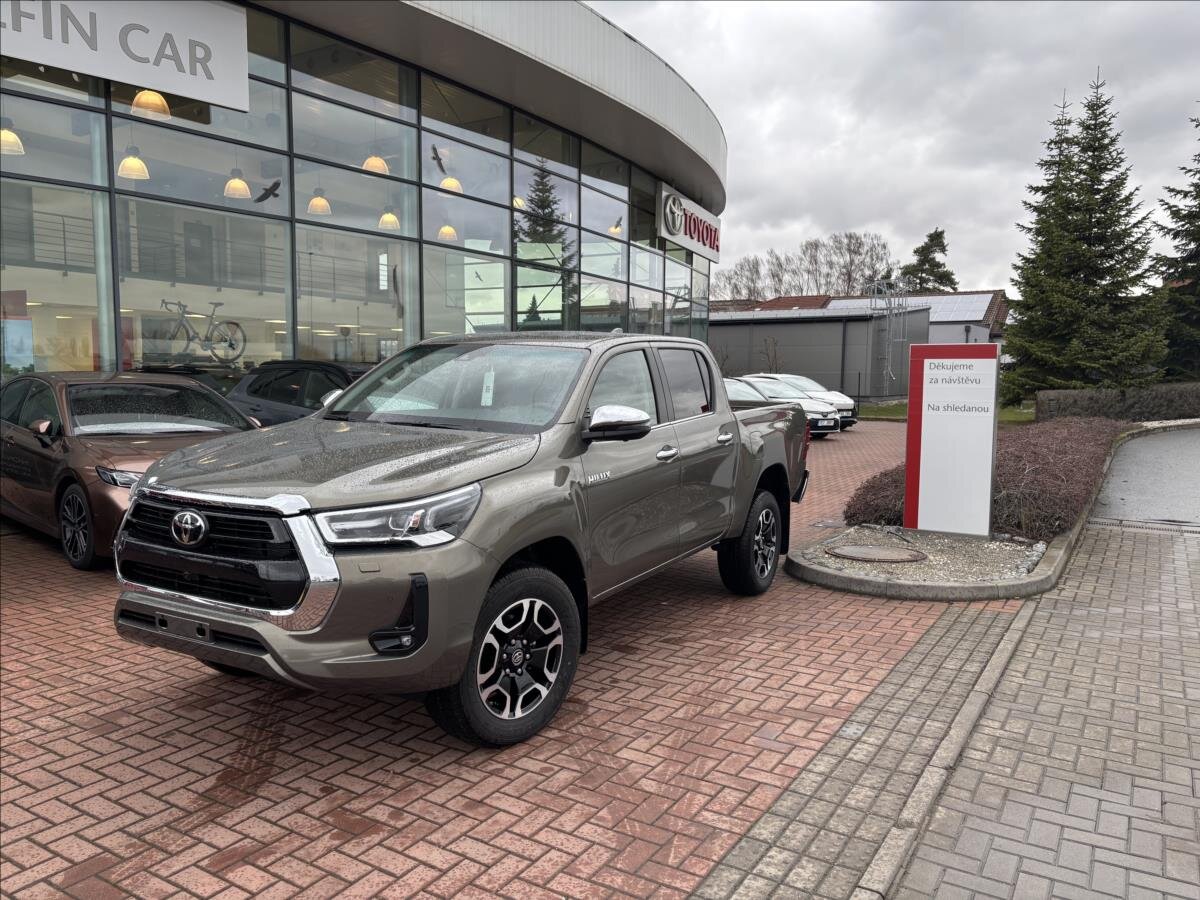 Toyota Hilux Pick-up 2,8 l 150 kw