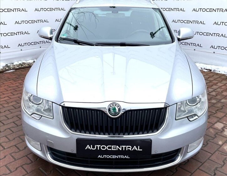 Škoda Superb Kombi 2,0 l 125 kw