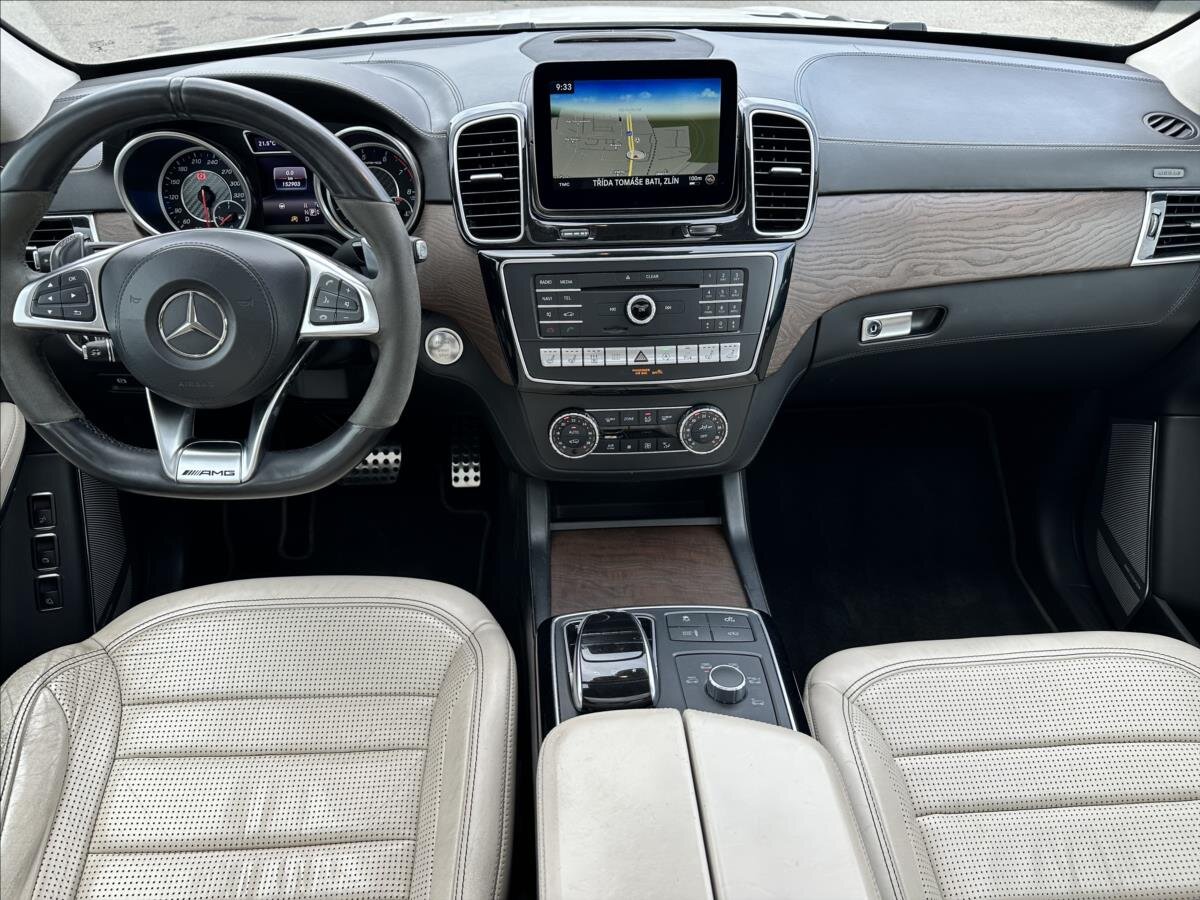 Mercedes-Benz GLS SUV 5,5 l 430 kw