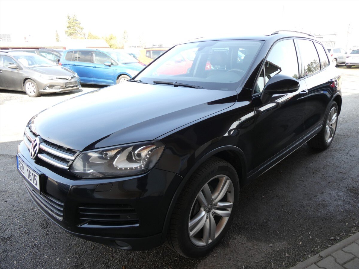 Volkswagen Touareg SUV / Terénní 3,0 l 180 kw